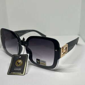 VG Women’s Sunglasses